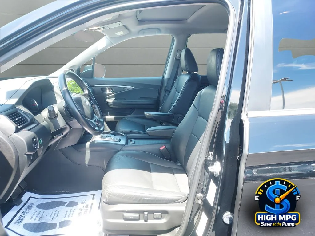 Used 2022  Honda Special Edition image 9