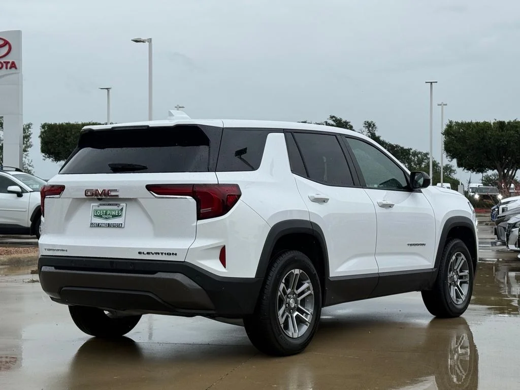 Used 2026 White GMC Elevation image 4