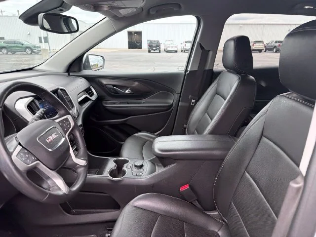 Used 2022 QUICKSILVER METALLIC GMC SLT image 11