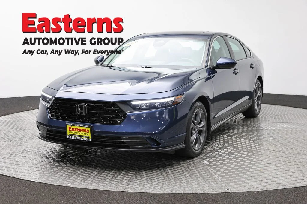 Used 2023 Blue Honda EX image 1