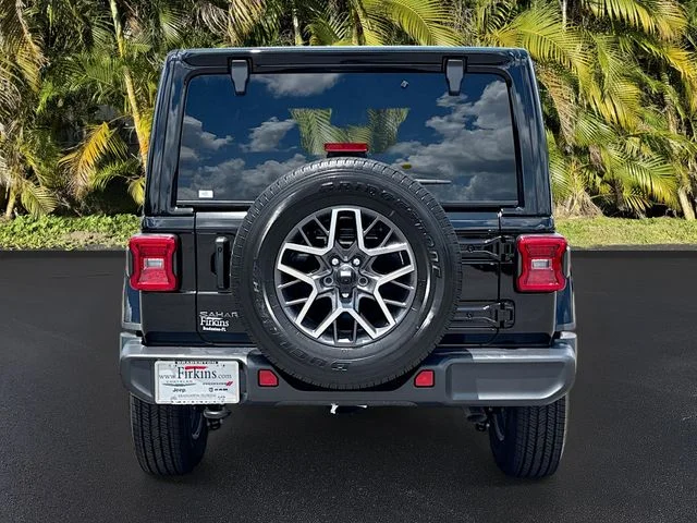 New 2026 Black Clear-Coat Exterior Paint Jeep Sahara image 4