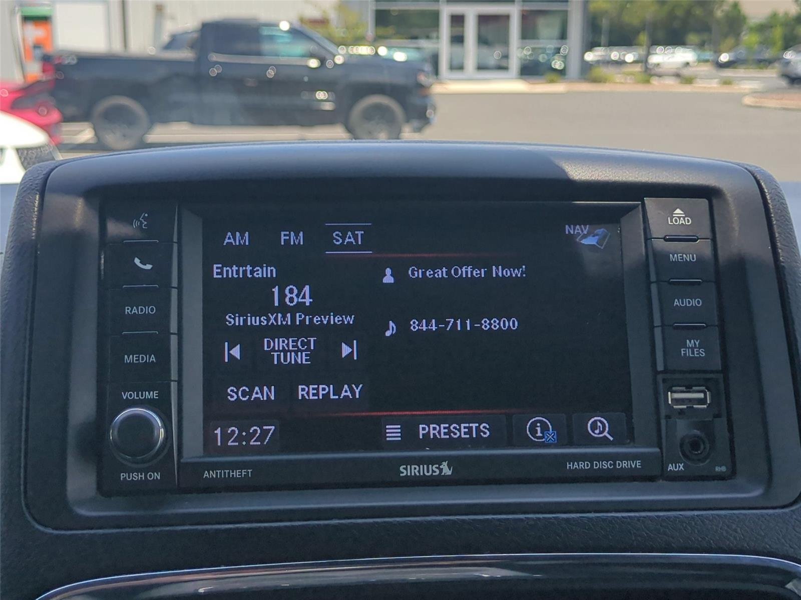 Used 2018 Black Onyx Crystal Pearlcoat Dodge SXT image 40