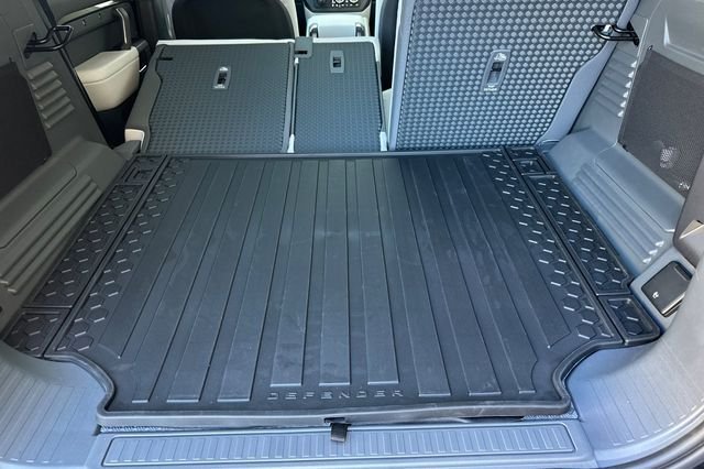 New 2026 Woolstone Green LAND ROVER S image 14