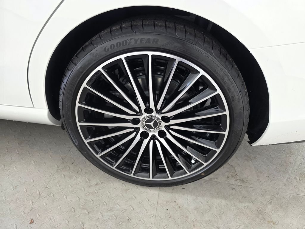 New 2026 Polar White Mercedes-Benz C 300 image 6