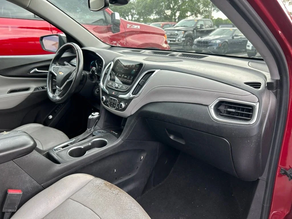 Used 2018 Cajun Red Tintcoat Chevrolet Premier image 33