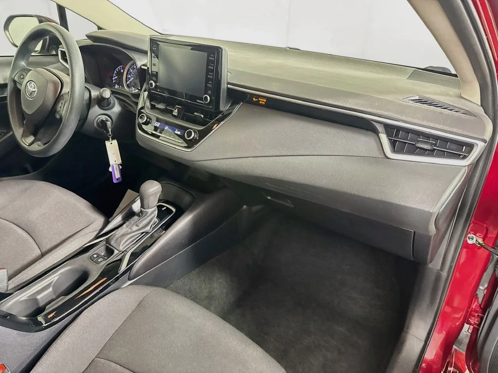 Used 2022 Red Toyota LE image 30