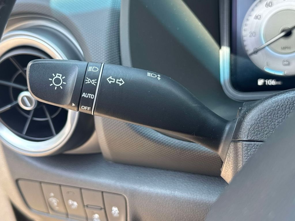 2022 Hyundai Kona EV Limited - Photo 24
