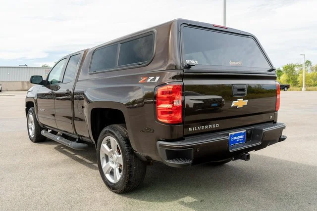 Used 2018 HAVANA METALLIC Chevrolet LT image 8