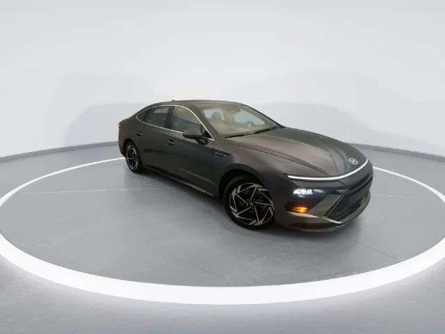 Used 2026 Gray Hyundai SEL Sport image 8