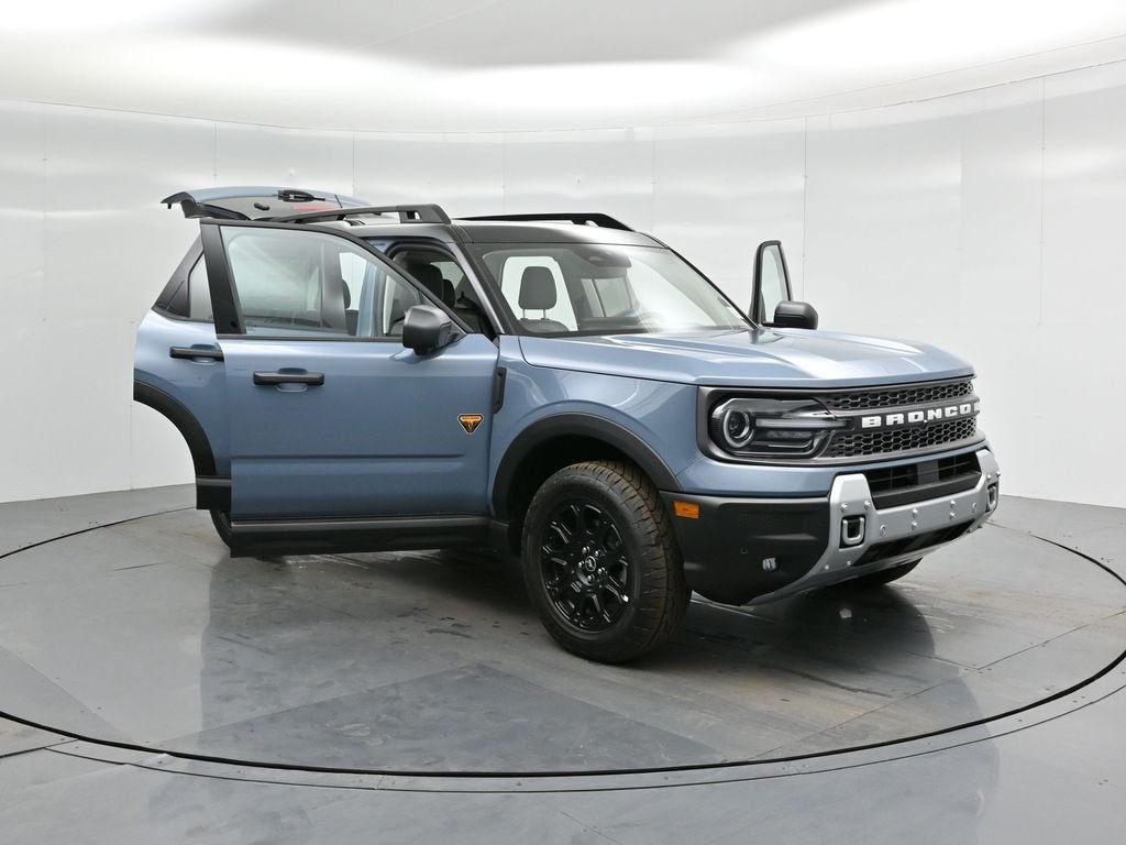 New 2025 Azure Gray Metallic Tri-Coat Ford Badlands image 36