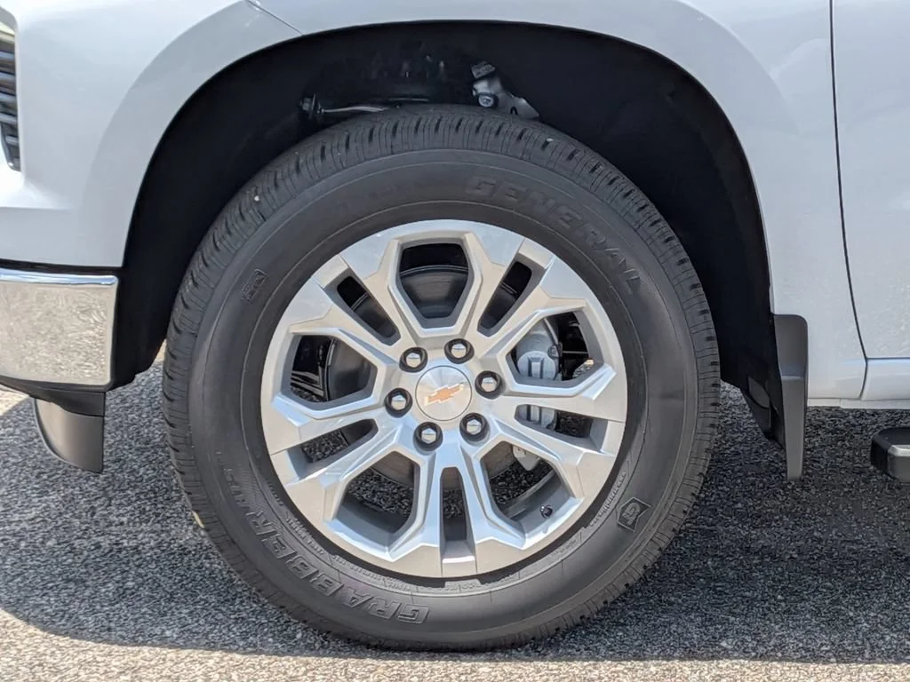 New 2026 Polar White Tricoat Chevrolet LTZ image 11