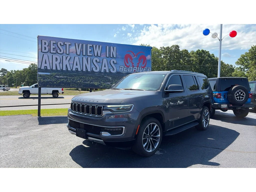 2022 Jeep Wagoneer