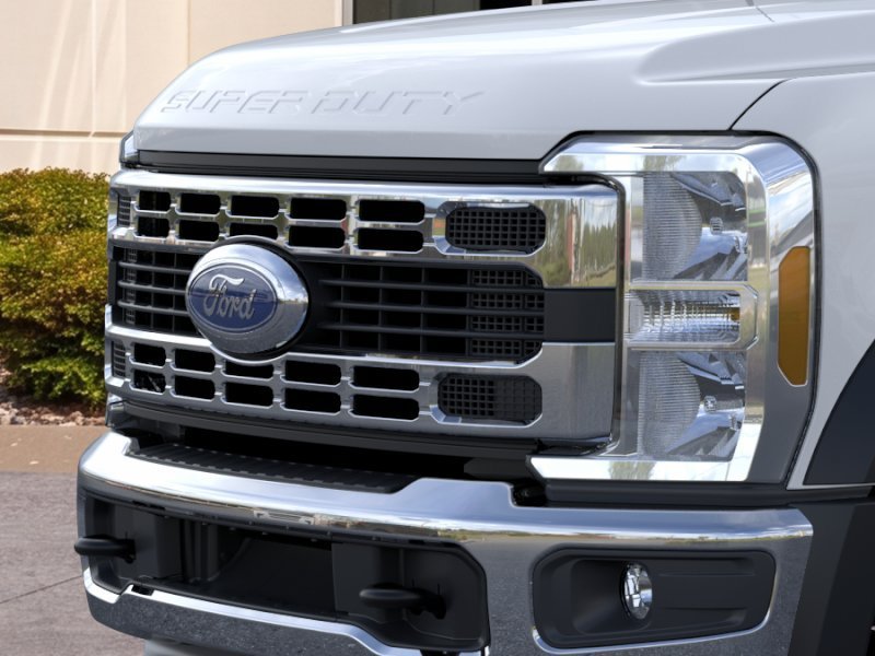 2026 Ford F-550 Super Duty Chassis Cab XL - Photo 17