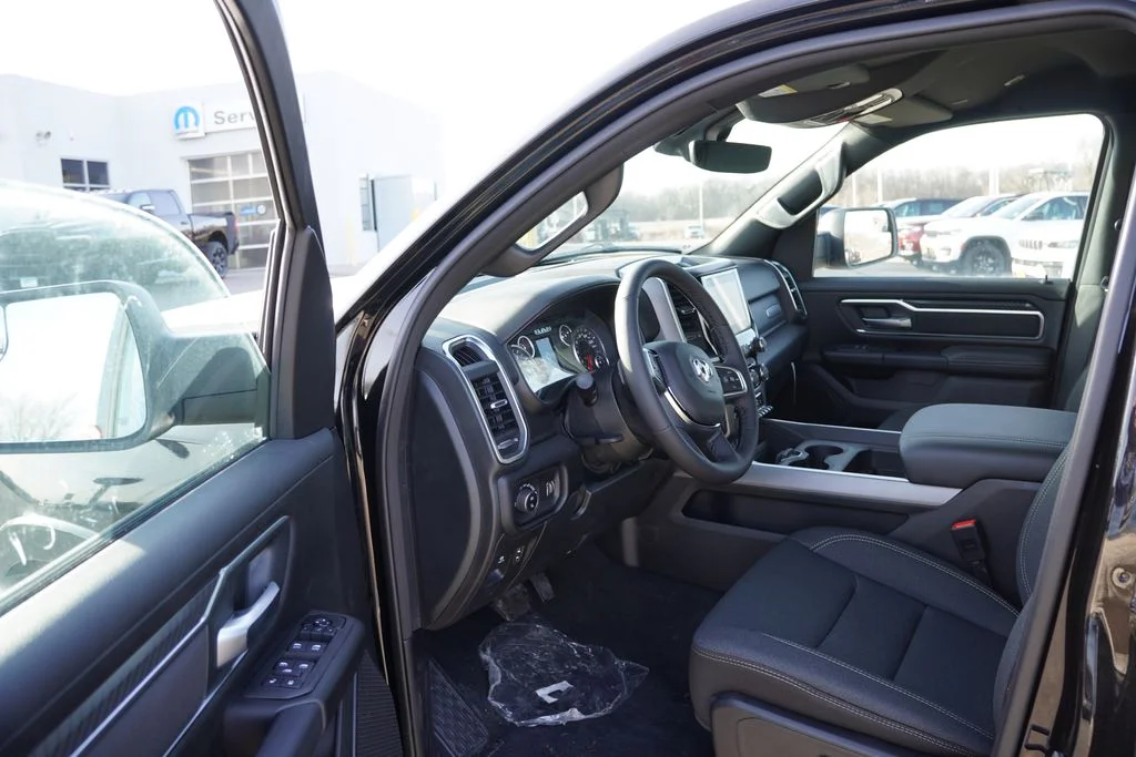 2026 RAM 1500 Big Horn/Lone Star - Photo 12