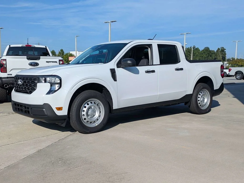 New 2026 Oxford White Ford XL image 8