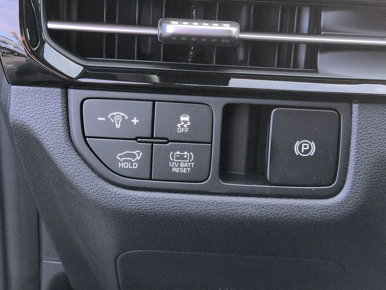 New 2026 Shadow Matte Gray Kia SX Prestige image 18
