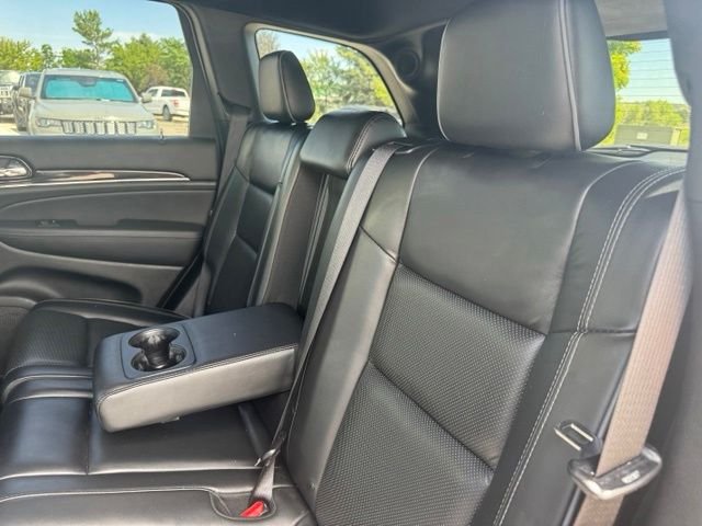 Used 2019 Blue Jeep Overland image 19