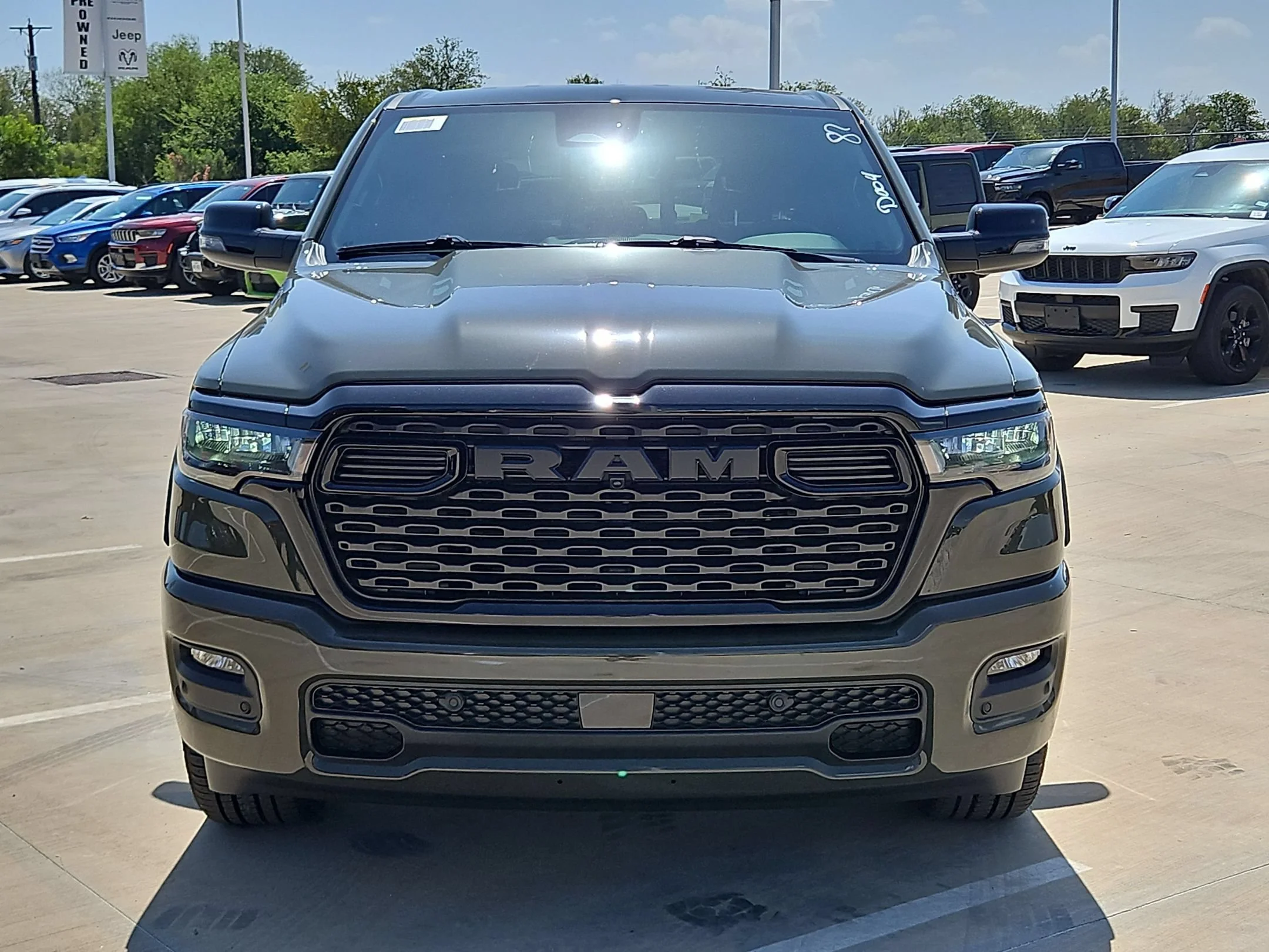 New 2027 Tank RAM Big Horn/Lone Star image 8