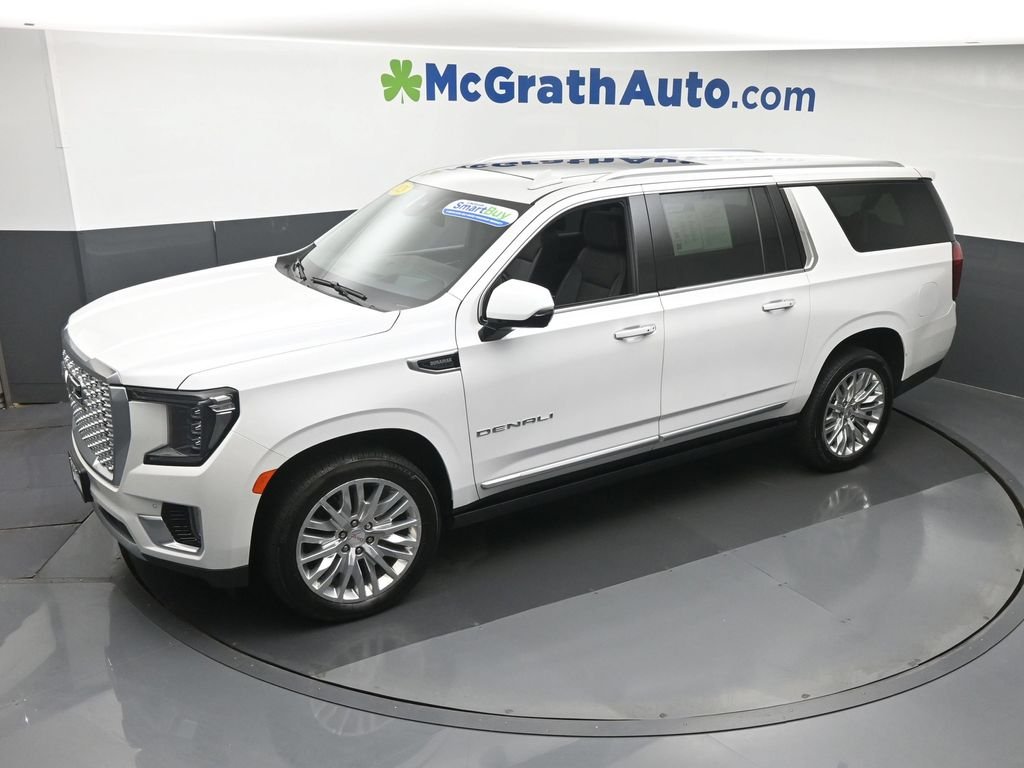 Used 2023 White GMC Denali image 25