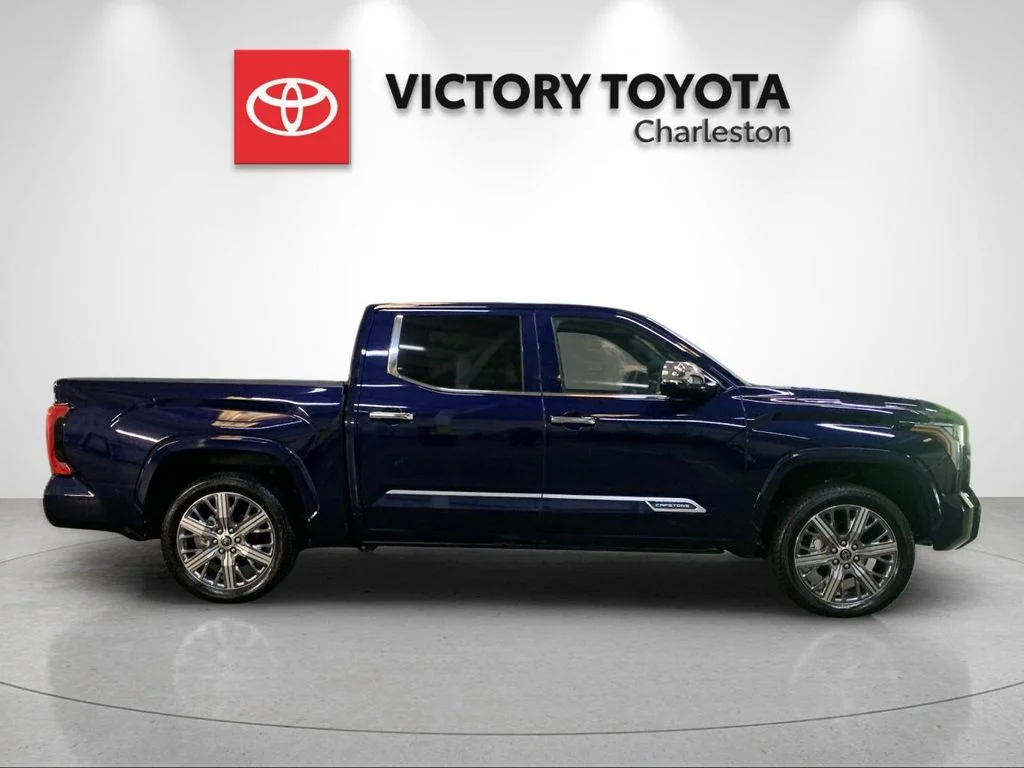 Used 2024  Toyota Capstone image 6