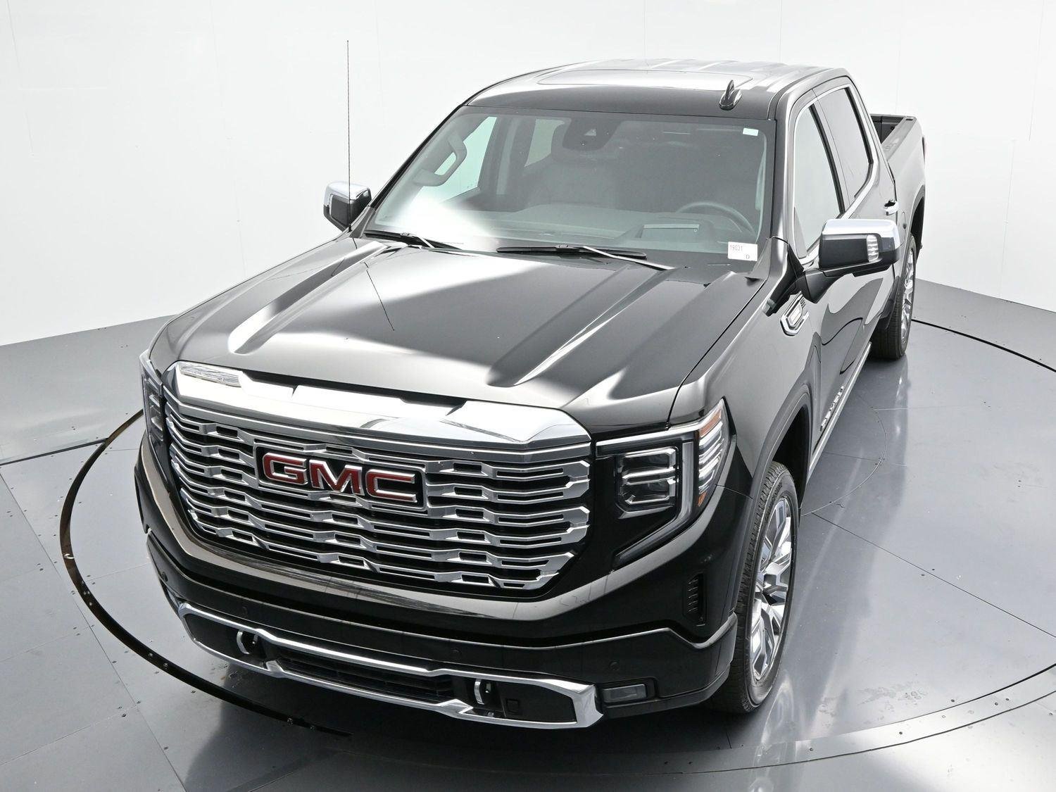 Used 2025 Onyx Black GMC Denali image 36