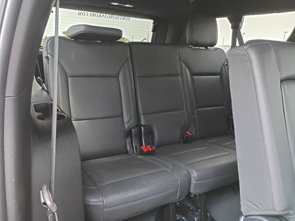 Used 2025 Gray Chevrolet Z71 image 16