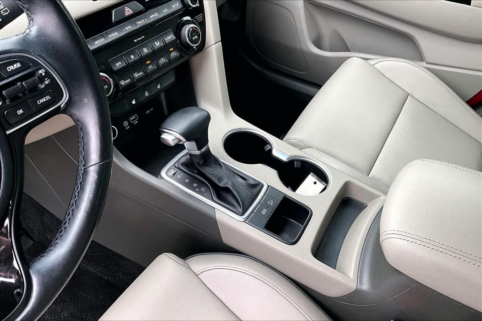 Used 2019 Black Cherry Kia EX image 17