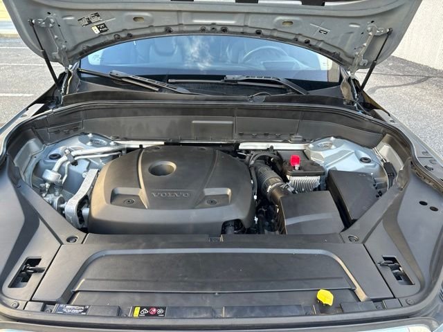 Used 2021 Gray Metallic Volvo T6 Inscription image 40