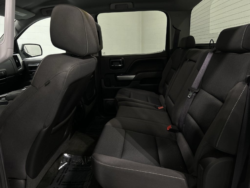 Used 2015 SILVER ICE METALLIC Chevrolet LT image 24