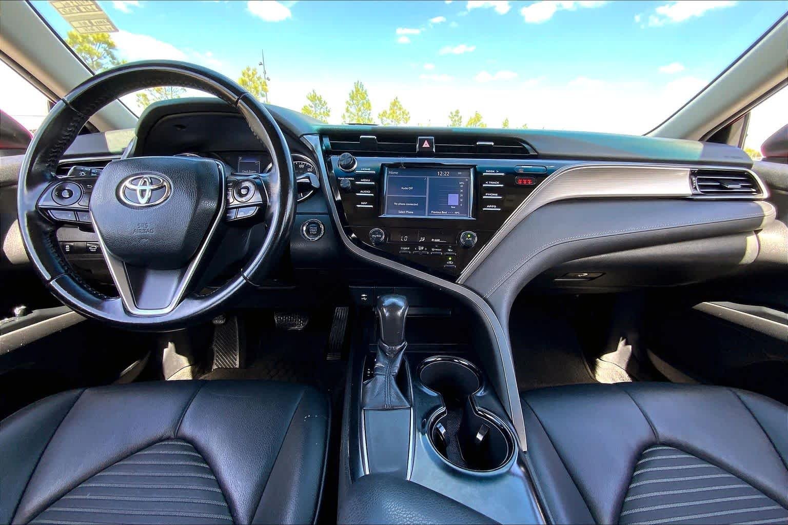 Used 2019 Supersonic Red Toyota SE image 15
