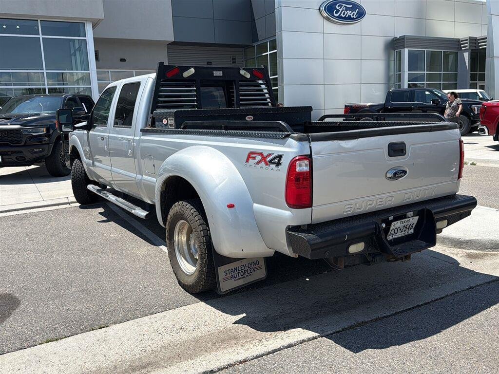 Used 2014 Ingot Silver Metallic Ford Lariat image 4