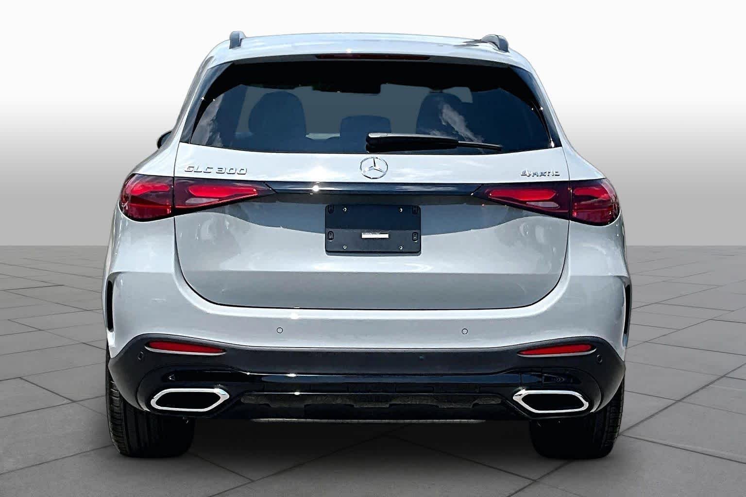 Certified Used 2026 MANUFAKTUR Alpine Grey Mercedes-Benz GLC 300 image 5