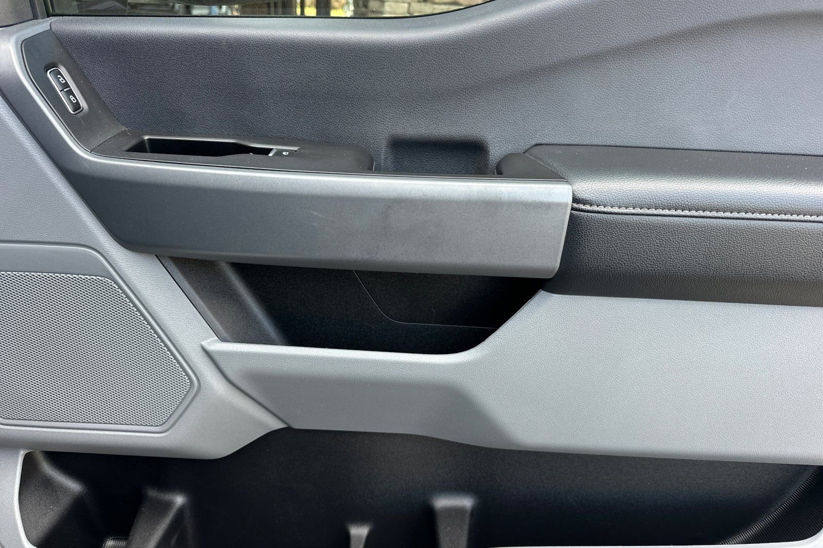 2023 Ford F-350 Super Duty XLT - Photo 22