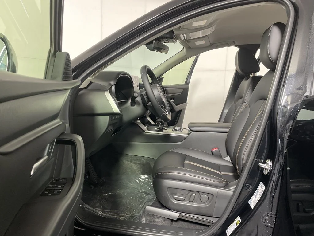 2026 Mazda CX-90 Select Package - Photo 9