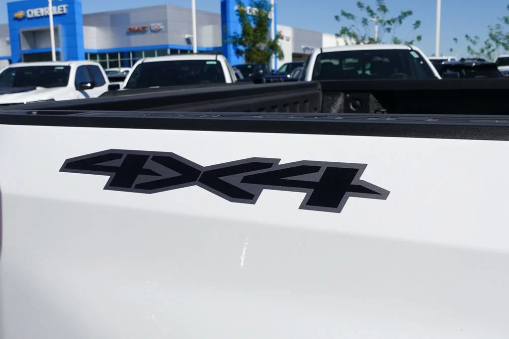 Used 2026 Summit White Chevrolet RST image 7