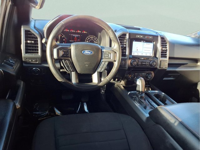 Used 2018 Gray Ford XLT image 4