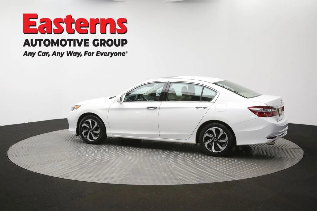 Used 2017 White Honda EX-L image 63