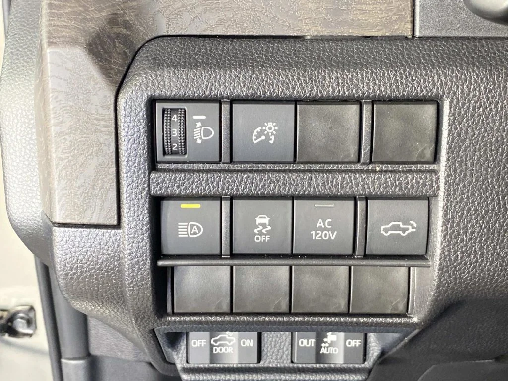 Used 2025 Bronze Toyota Limited image 15