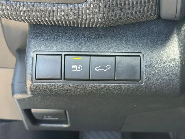 Certified Used 2024 WIND CHILL PEARL Toyota XLE image 23