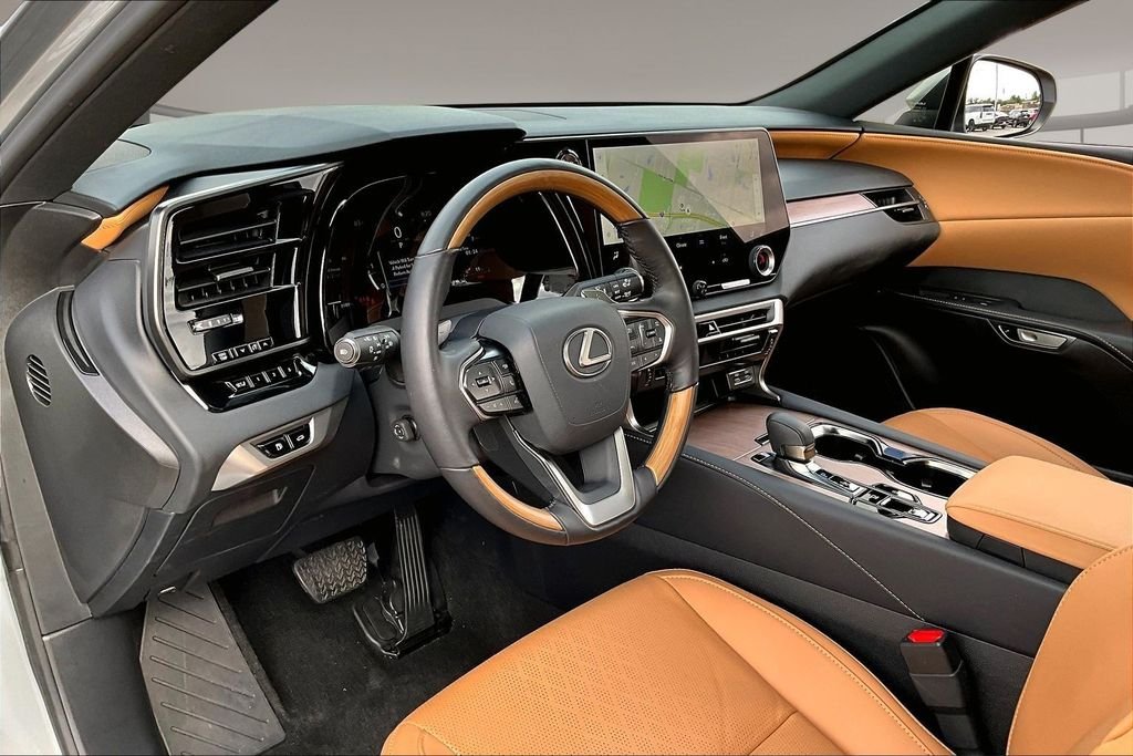 Used 2025 Silver Lexus 350 Premium Plus image 13