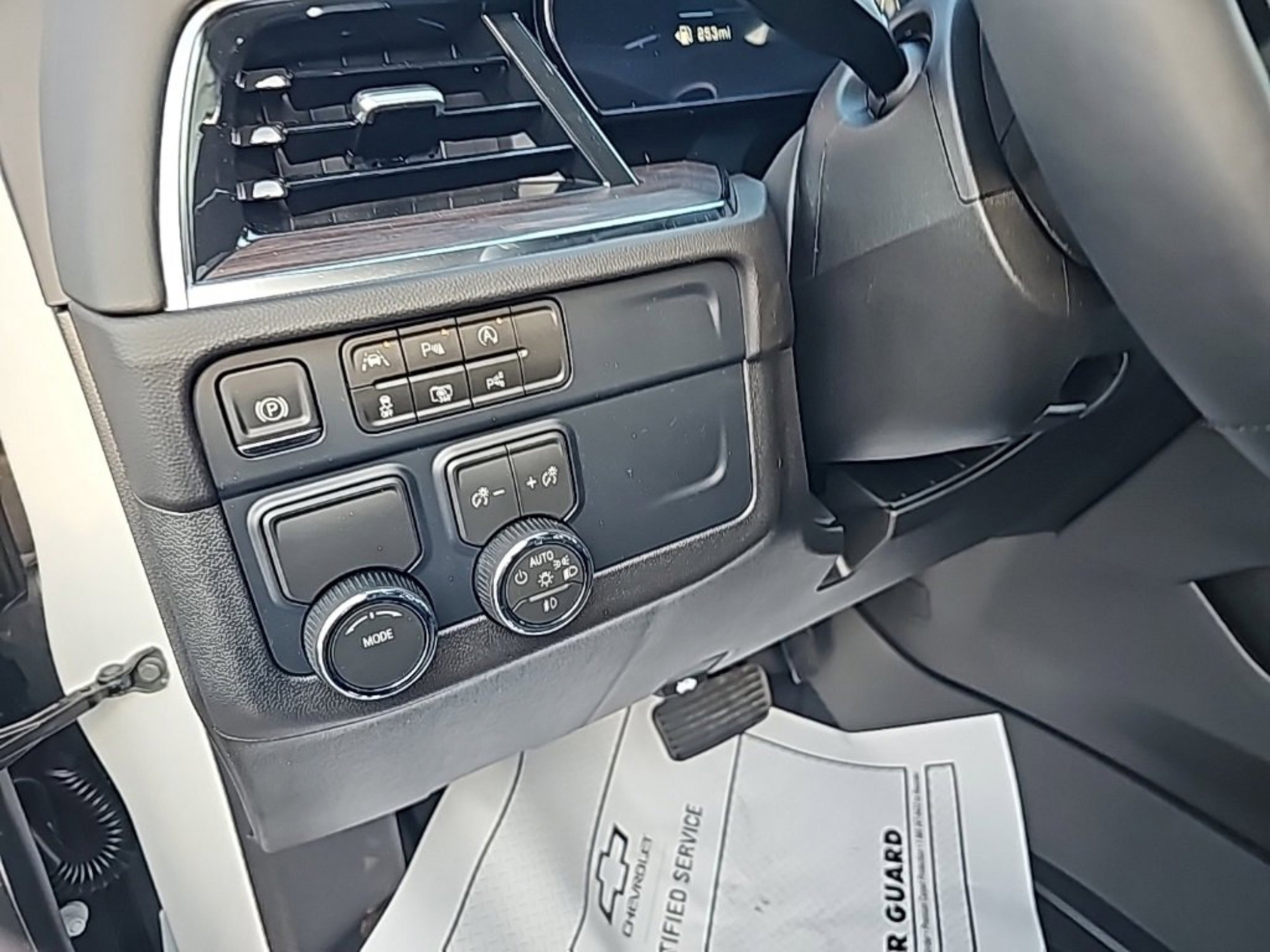 2026 Chevrolet Tahoe LT - Photo 19