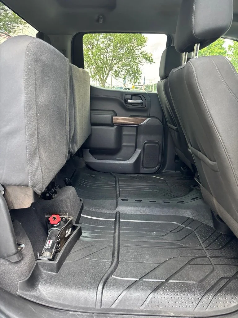 Used 2020 Gray Chevrolet RST image 31