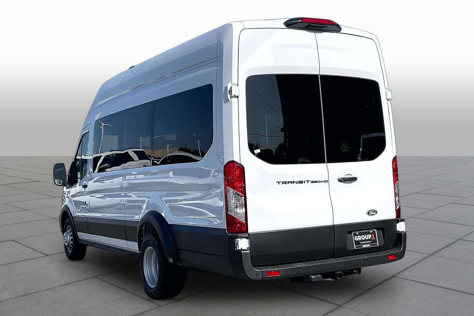 New 2026 Oxford White Ford Passenger Van XL image 9
