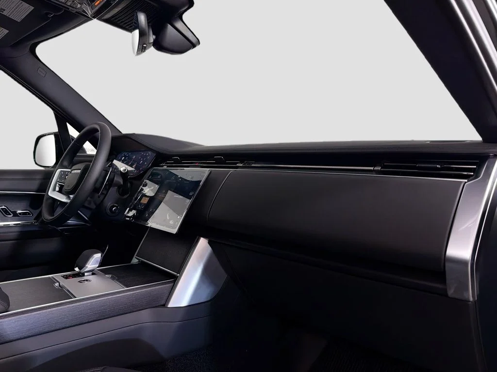 New 2026 Carpathian Grey Land Rover SE 7 Seats image 31