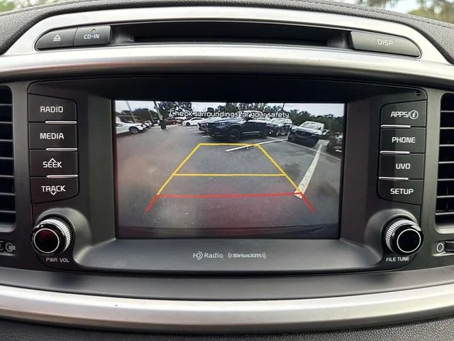 Used 2018 Purple Kia LX image 29
