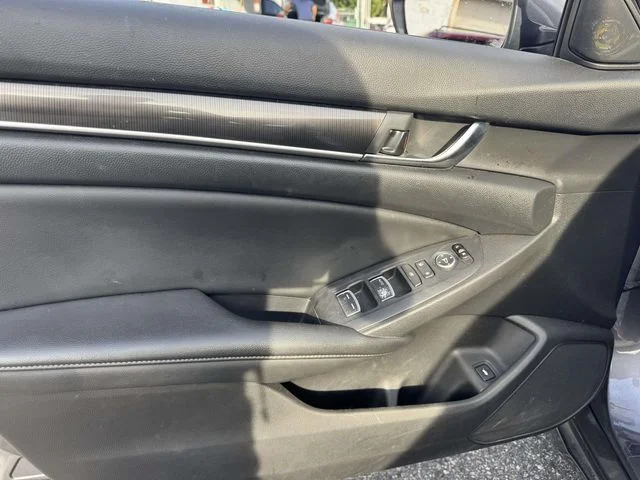 Used 2019  Honda Sport image 22