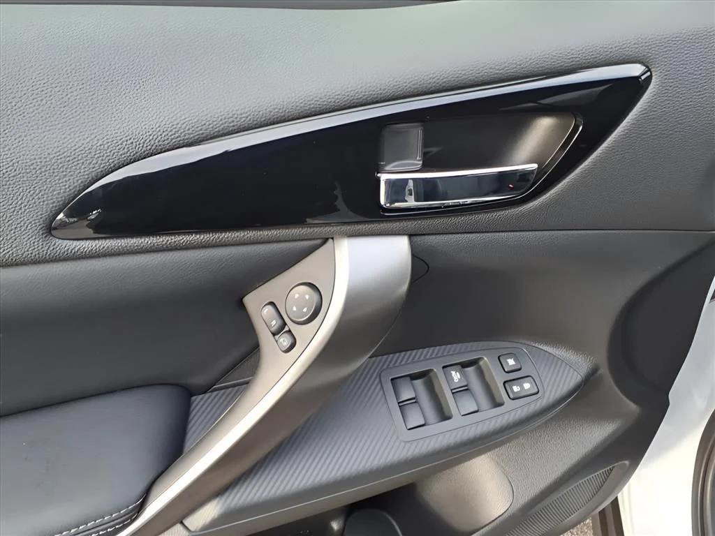 2026 Mitsubishi Eclipse Cross Black Edition - Photo 10