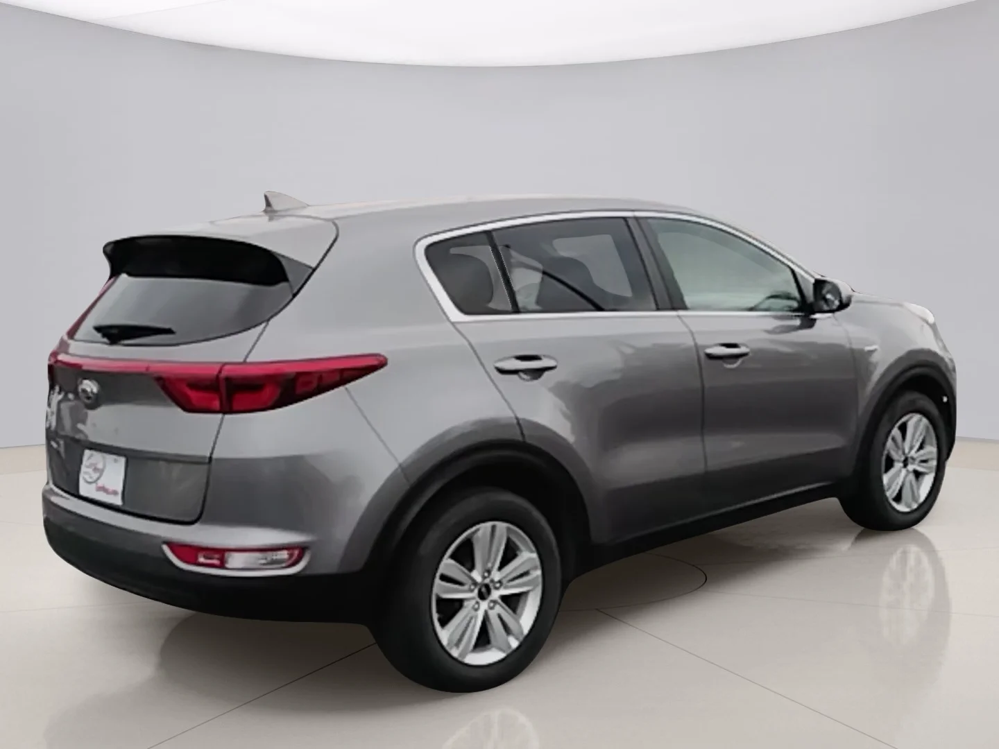 Used 2018 Silver Kia LX image 5