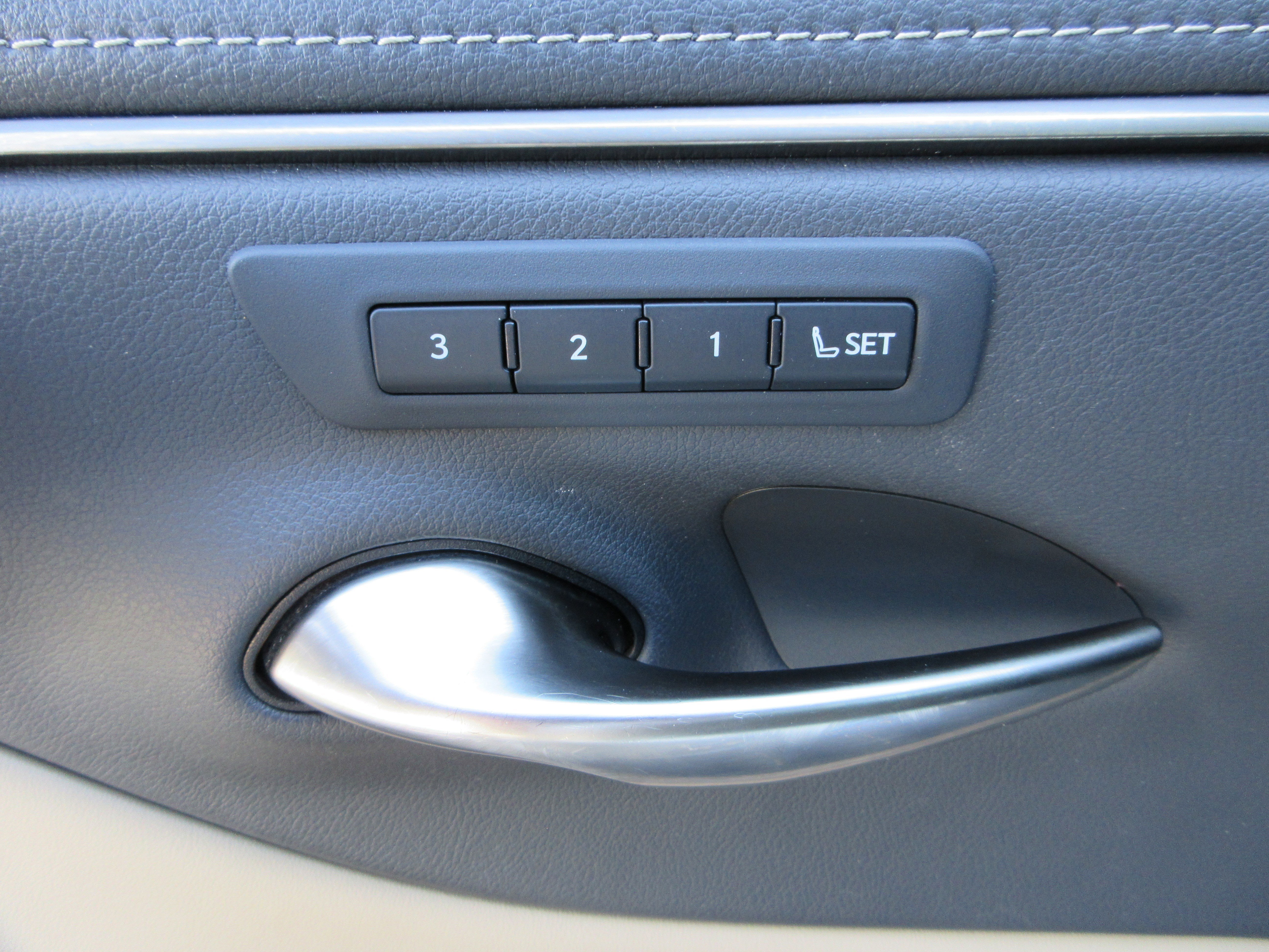 Used 2021 White Lexus 250 image 28