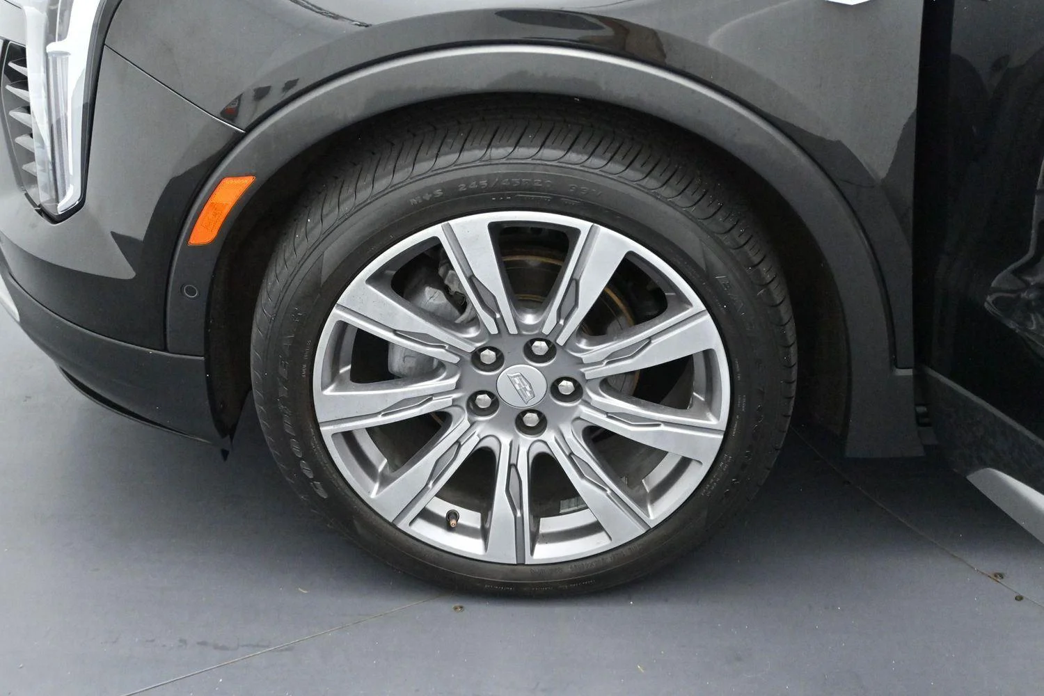 Used 2022 Stellar Black Metallic Cadillac Premium Luxury image 34